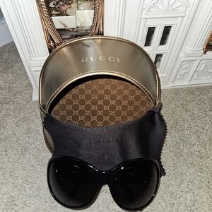 Gucci Black Sunglasses